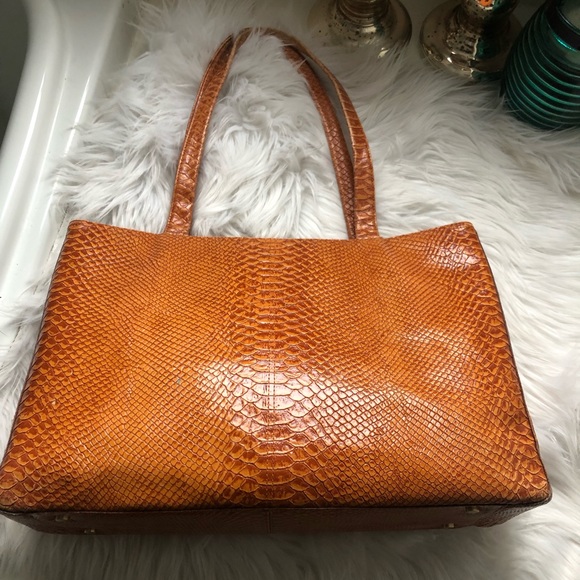 HOBO Handbags - HOBO BAG